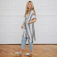 Load image into Gallery viewer, Vertical Endeavors Striped Kimono